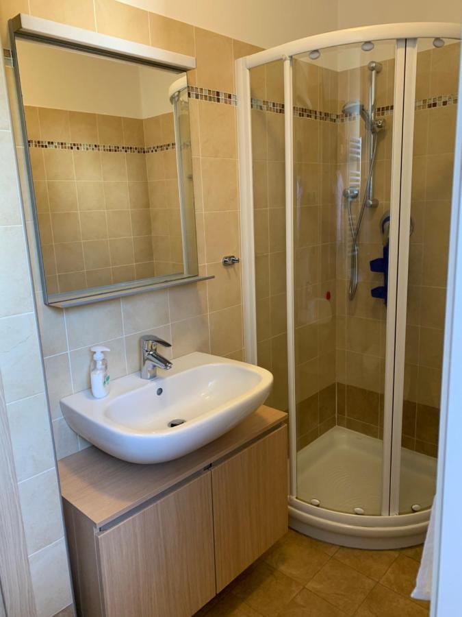 Lago Apartment Colico Ngoại thất bức ảnh